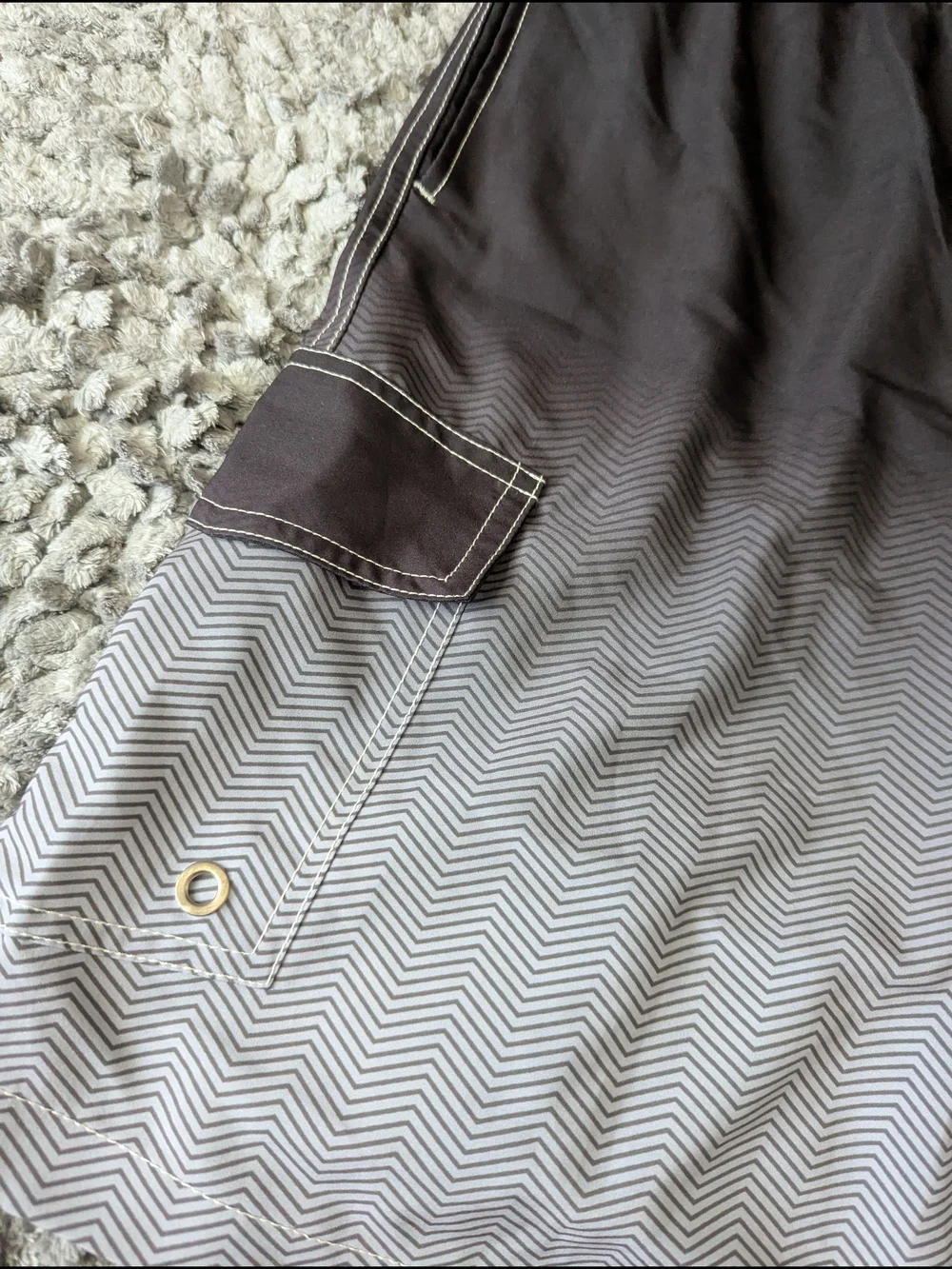 Men's Black to Gray Gradient Cargo Swim Trunks with Drawstring